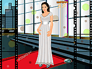 Click to Play Pretty Angelina Jolie Dress Up