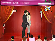 Click to Play Zanessa Kissing